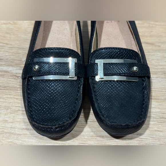 NEW Naturalizer Buckle Detail Back Slip-On Loafers - Gisella Size 6 - Picture 4 of 10